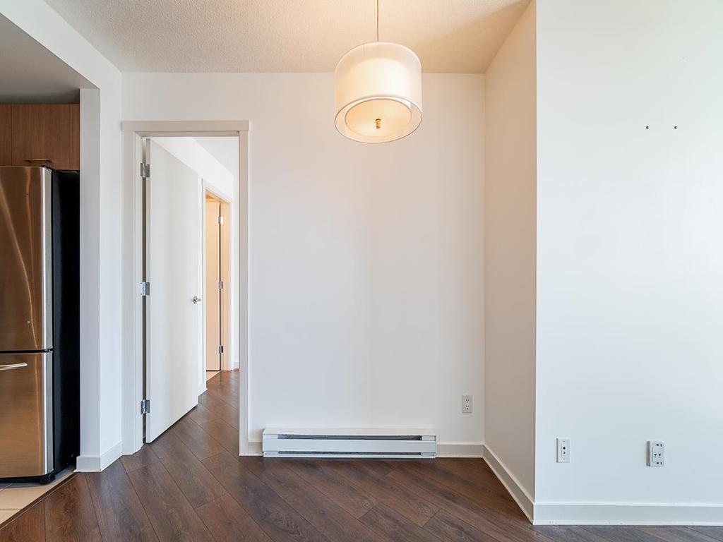 Listing Image for R3080922