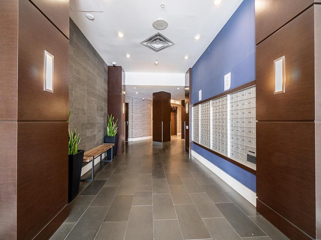 Listing Image for R3080922