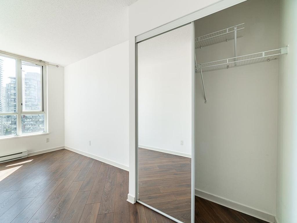 Listing Image for R3080922