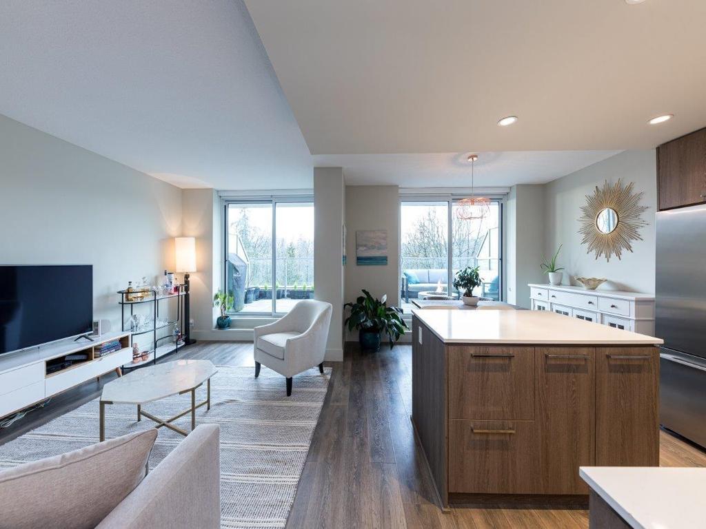 Listing Image for R3080930