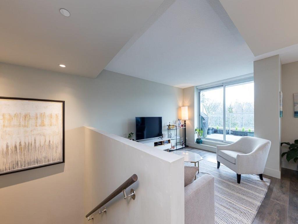 Listing Image for R3080930