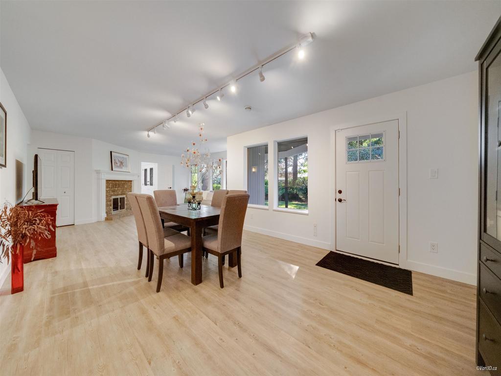 Listing Image for R3080973