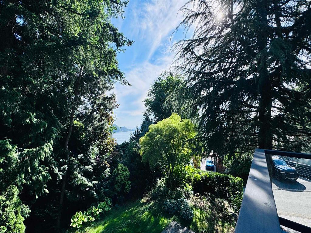 Listing Image for R3080973