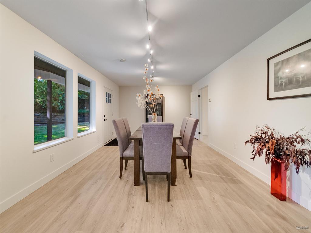 Listing Image for R3080973