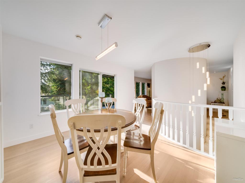 Listing Image for R3080973