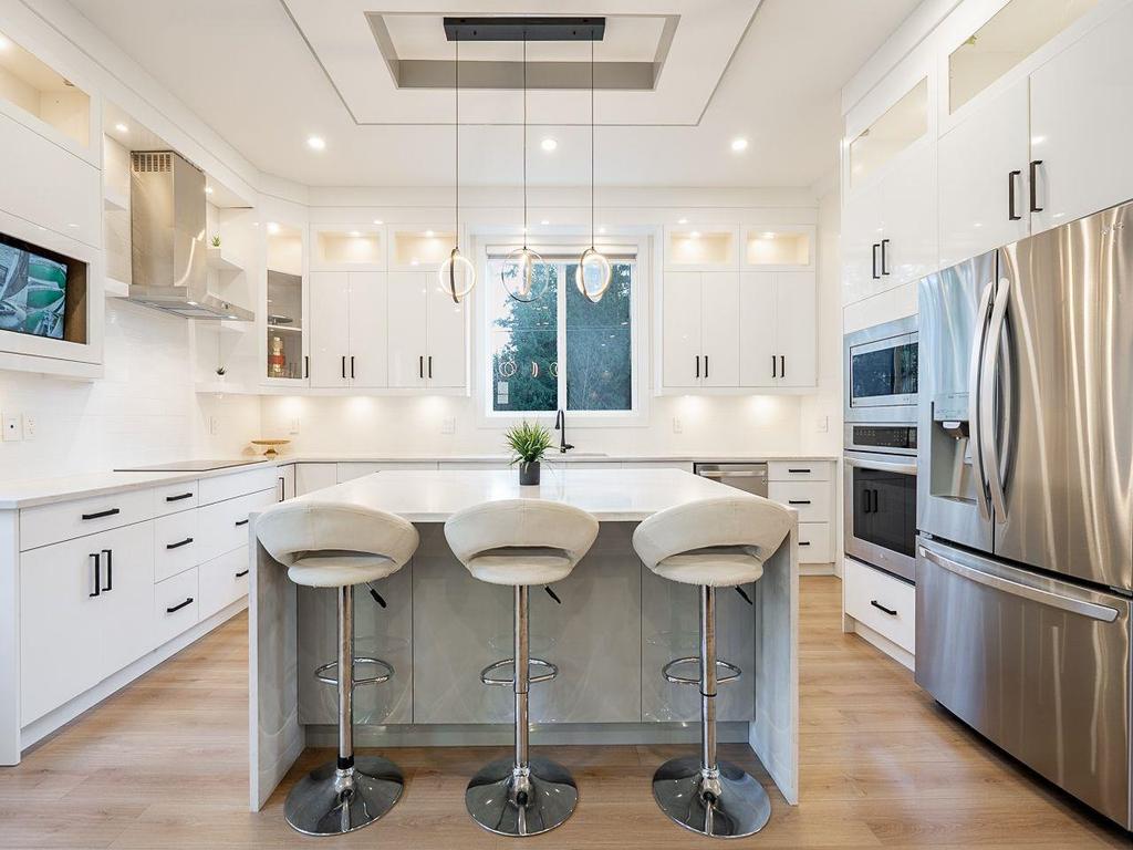 Listing Image for R3080977