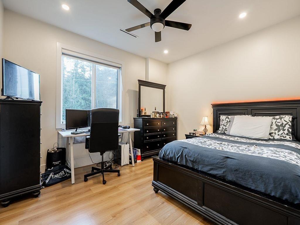 Listing Image for R3080977