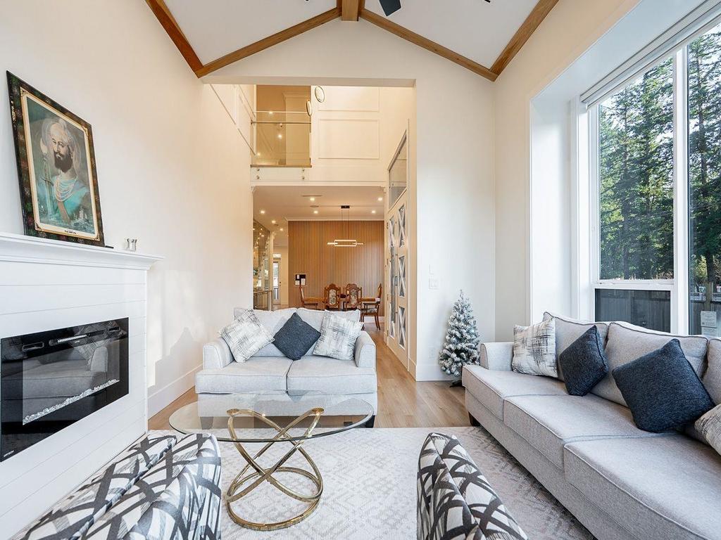 Listing Image for R3080977