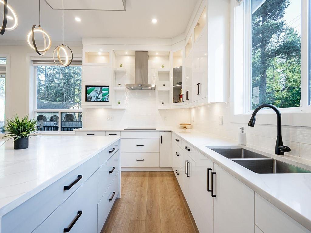 Listing Image for R3080977