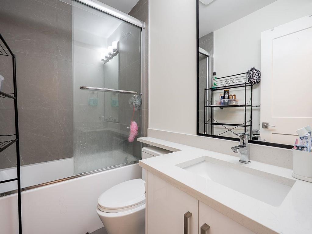 Listing Image for R3080977