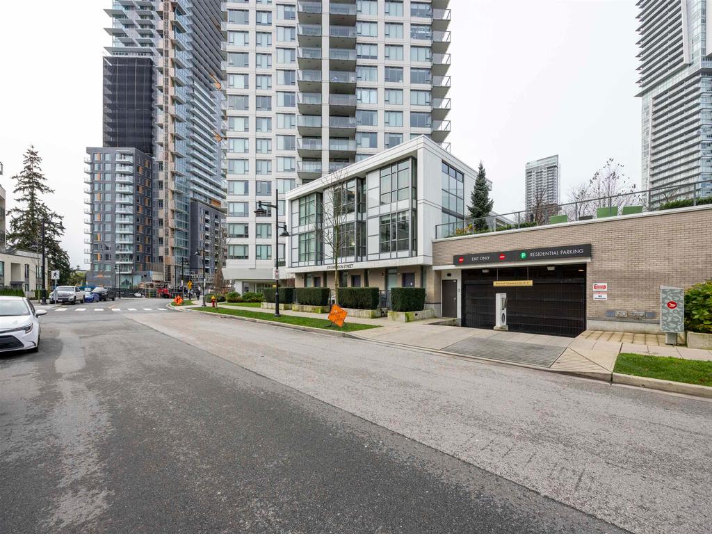 Listing Image for R3080980