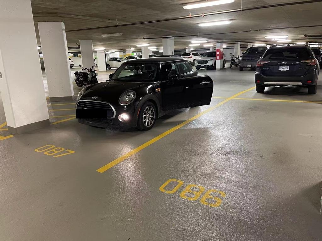 Listing Image for R3080980