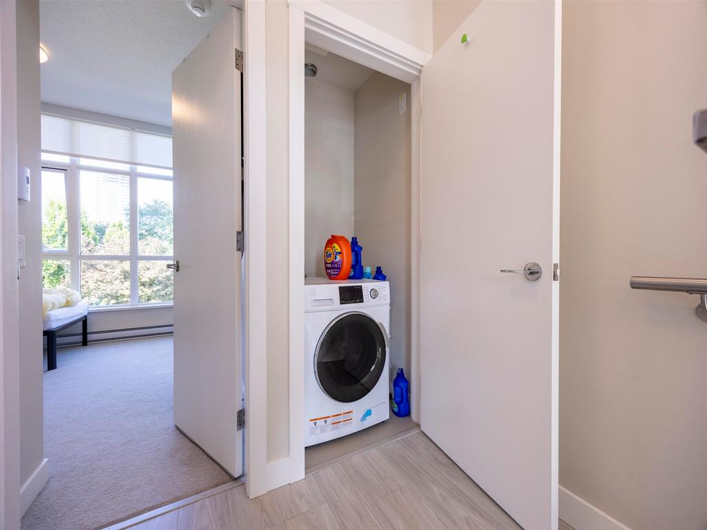 Listing Image for R3080980