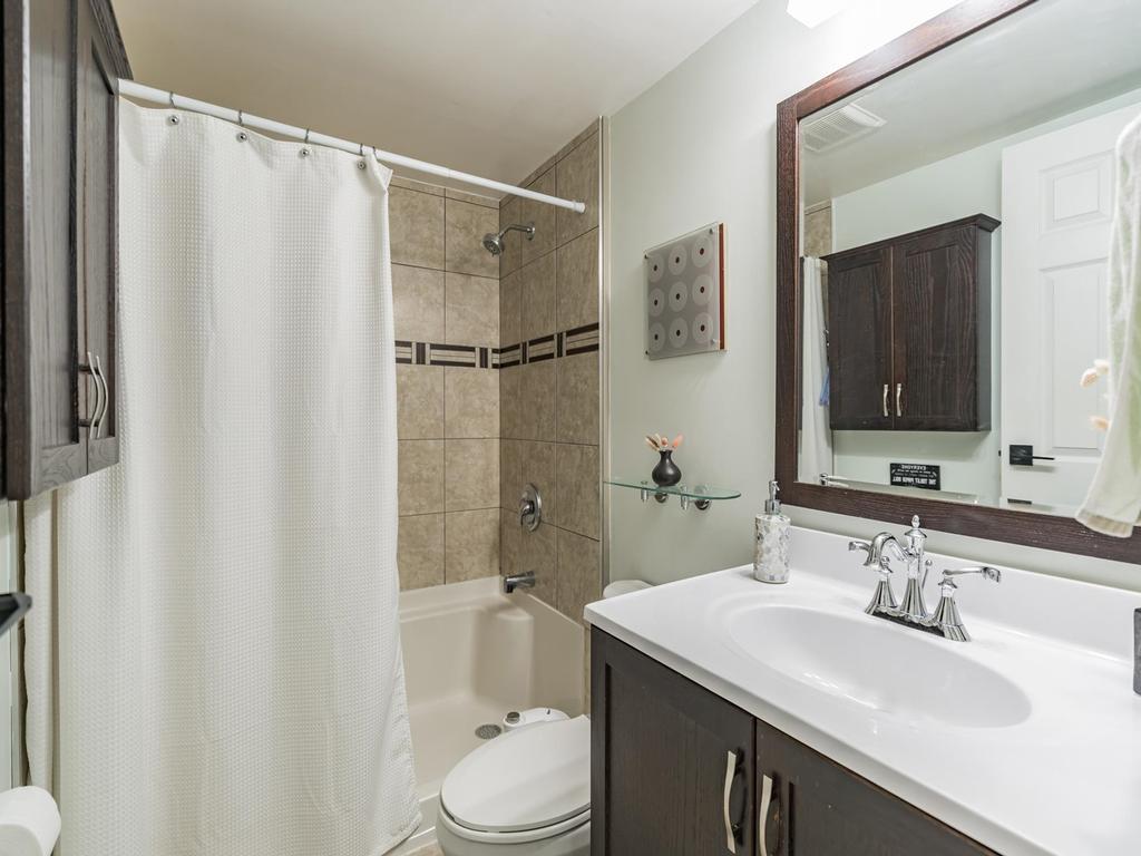 Listing Image for R3080984