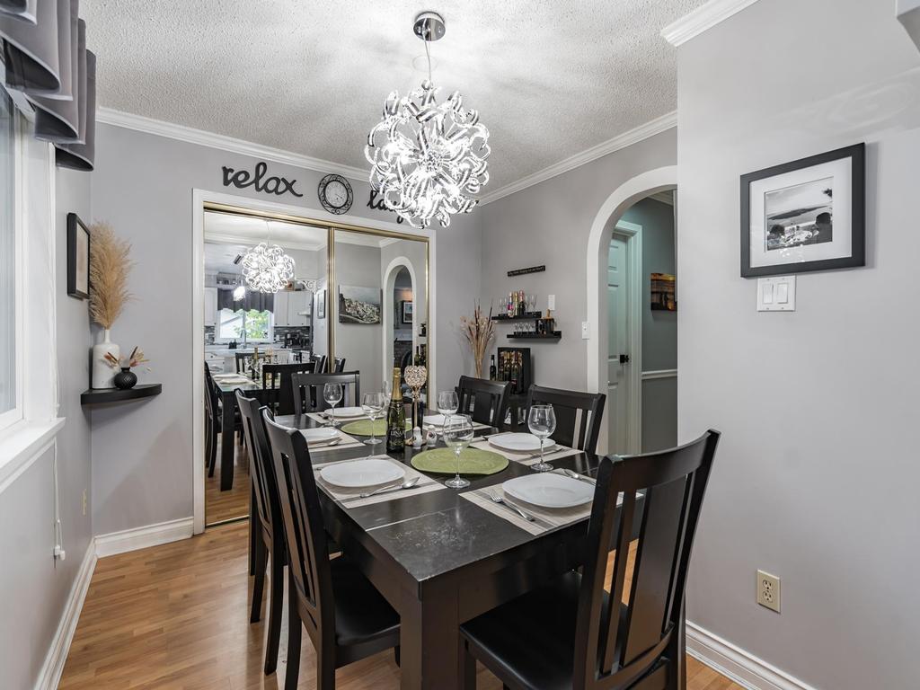 Listing Image for R3080984