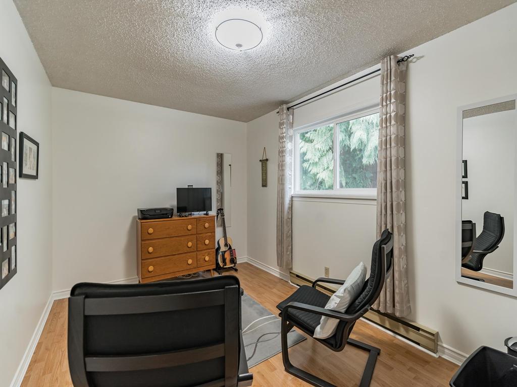 Listing Image for R3080984