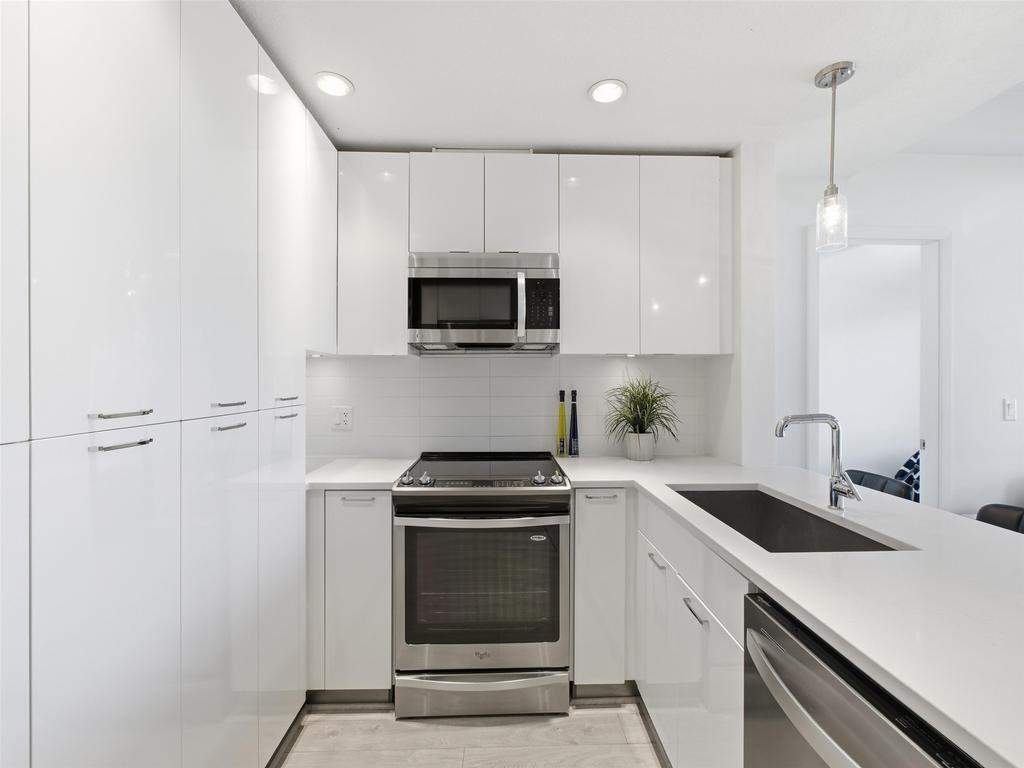 Listing Image for R3080985