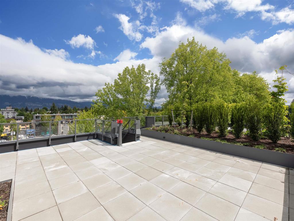 Listing Image for R3080994