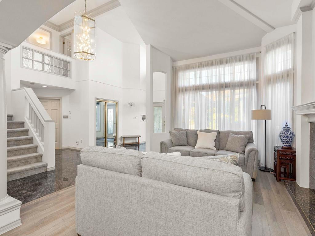 Listing Image for R3081020