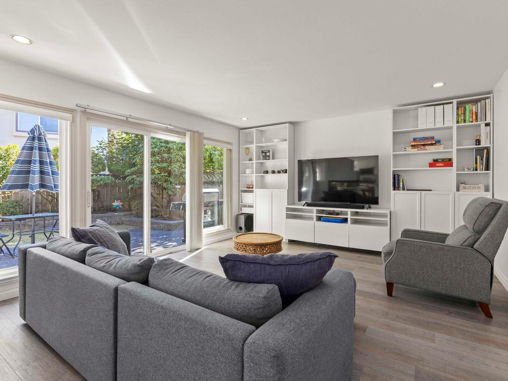 Listing Image for R3081020