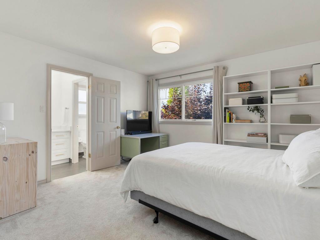 Listing Image for R3081020