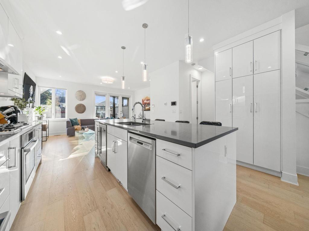 Listing Image for R3081200