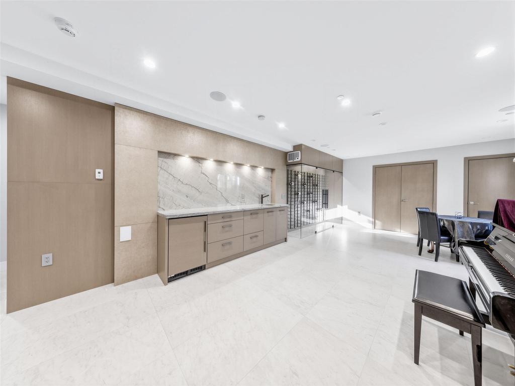 Listing Image for R3081536