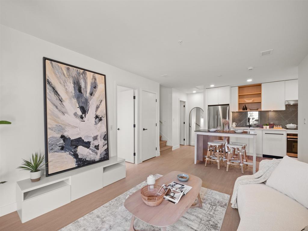 Listing Image for R3081589