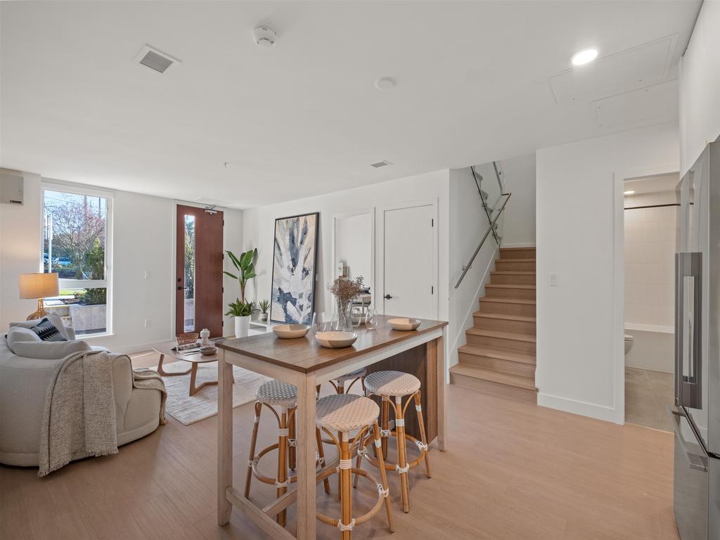 Listing Image for R3081589