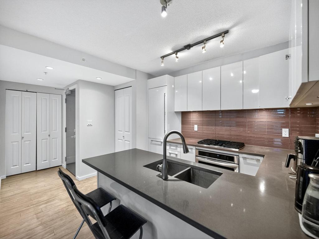 Listing Image for R3081606