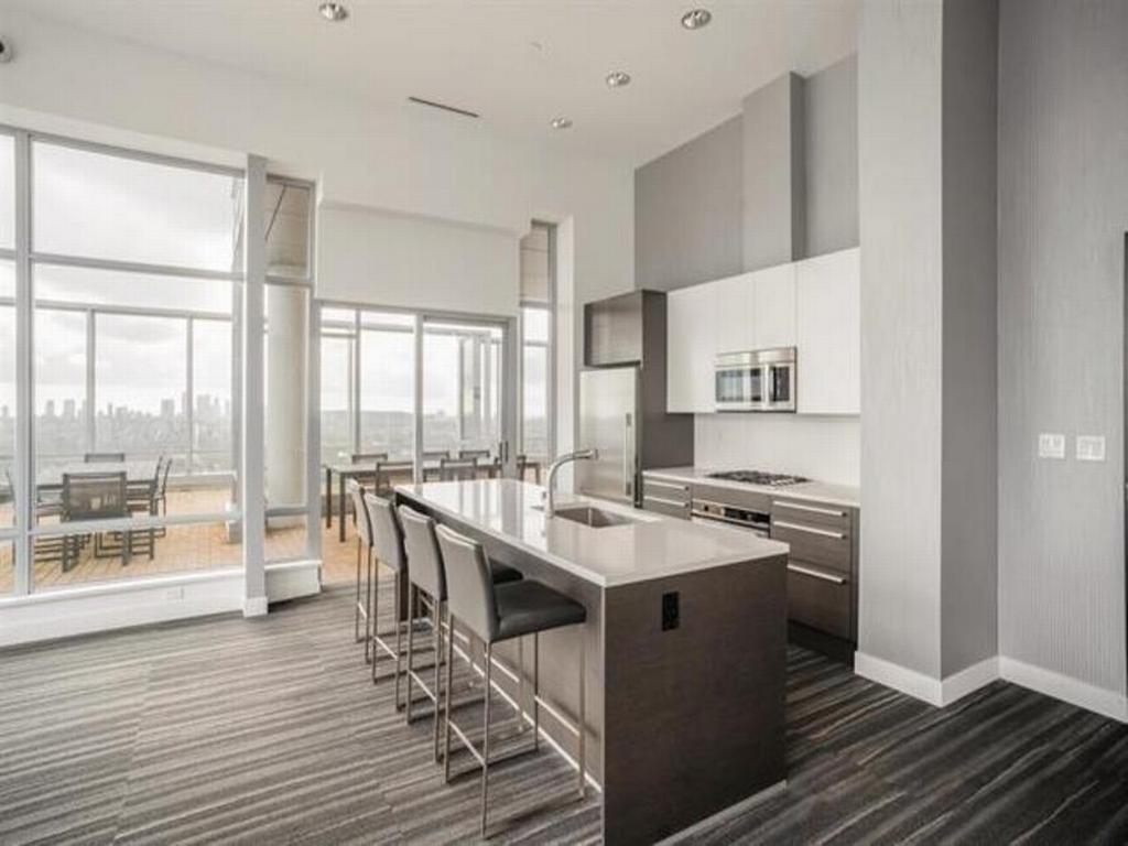 Listing Image for R3081713