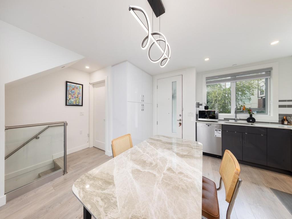 Listing Image for R3081836