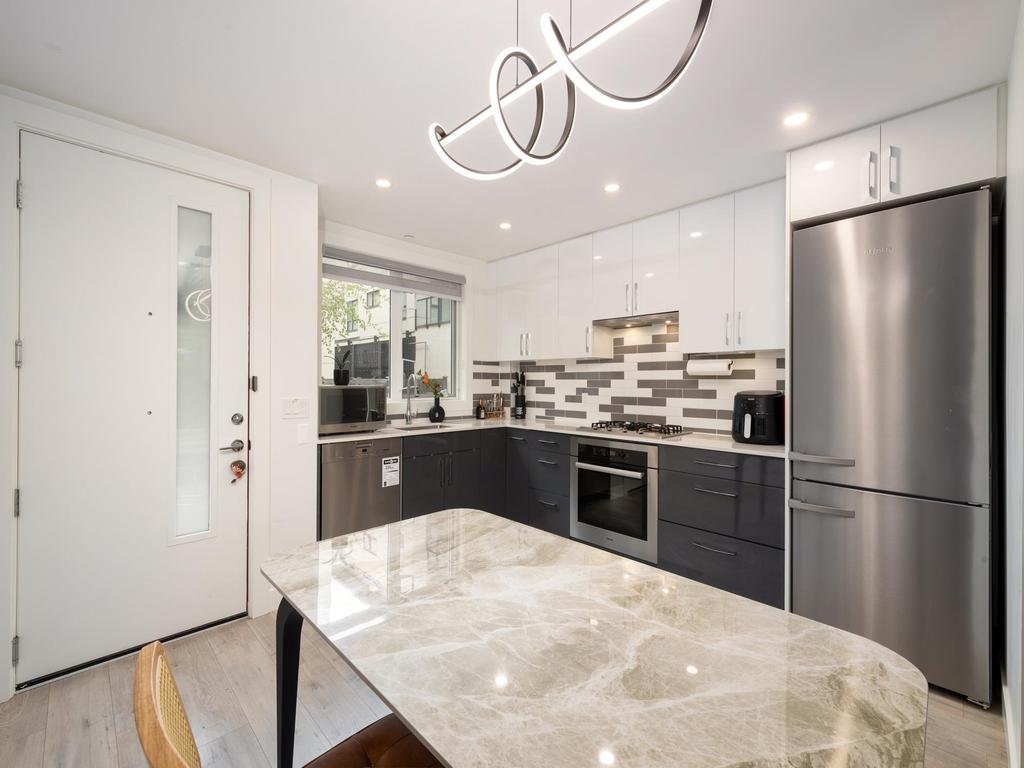 Listing Image for R3081836