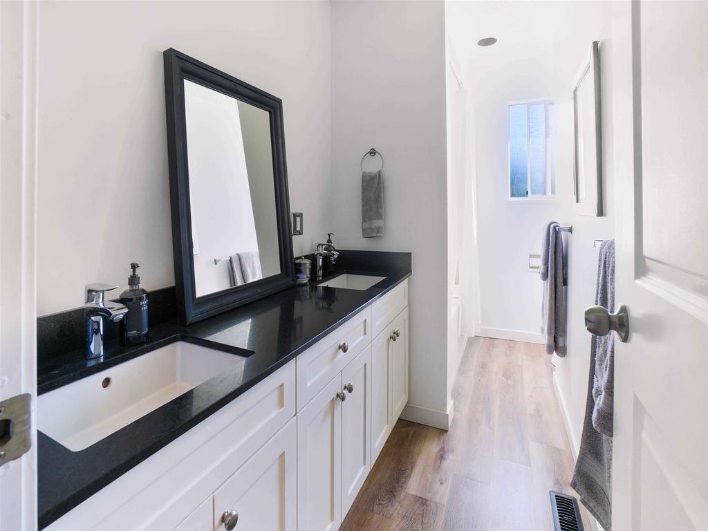 Listing Image for R3081887