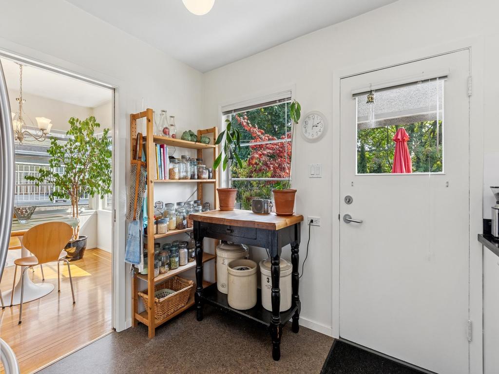 Listing Image for R3082057