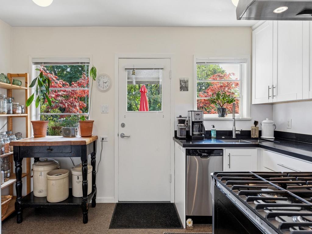 Listing Image for R3082057