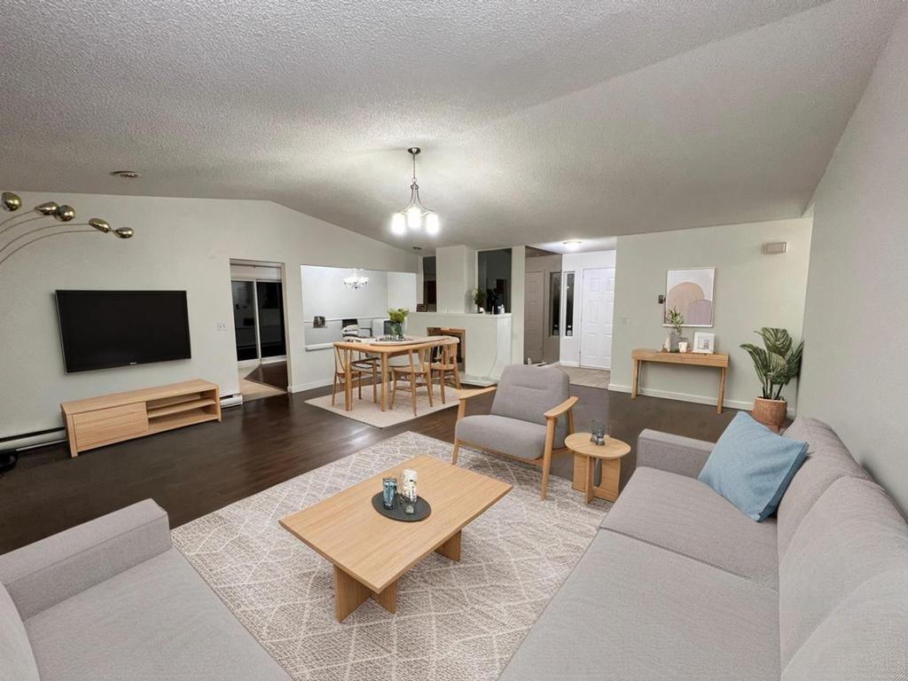 Listing Image for R3082079