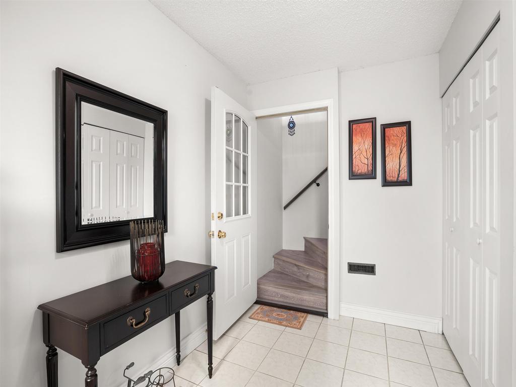 Listing Image for R3082104