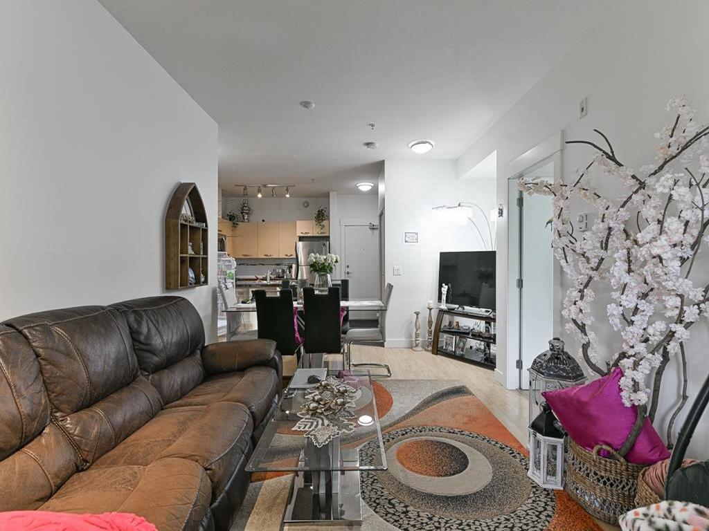 Listing Image for R3082138