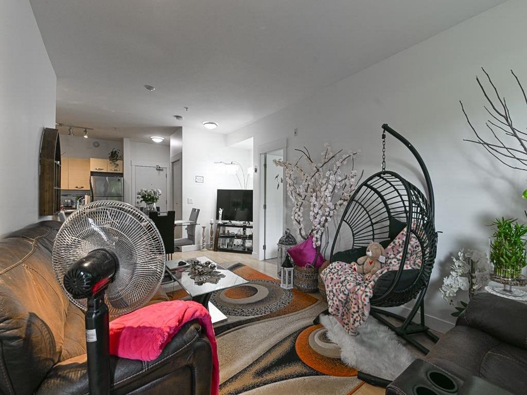 Listing Image for R3082138