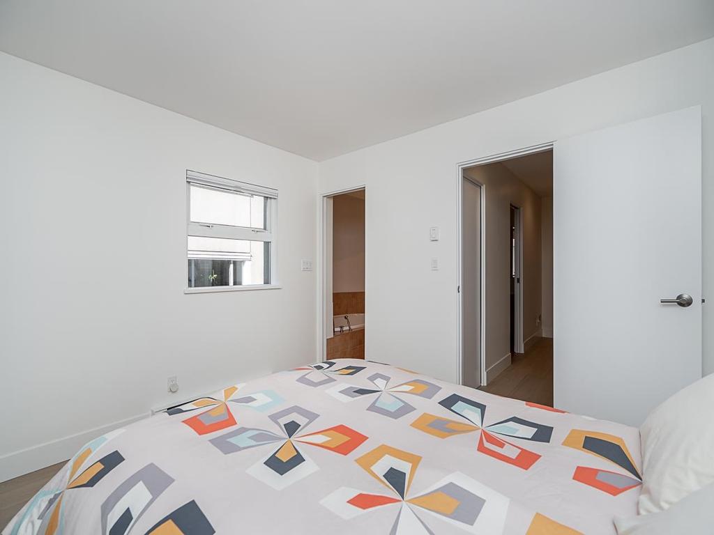 Listing Image for R3082168