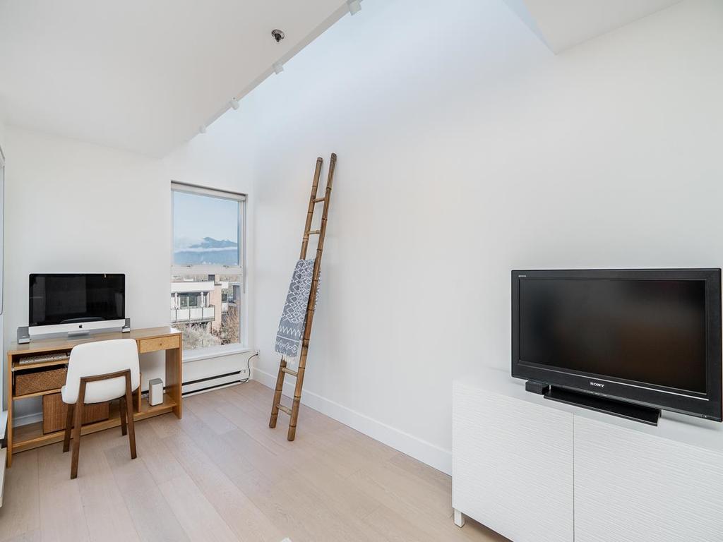 Listing Image for R3082168