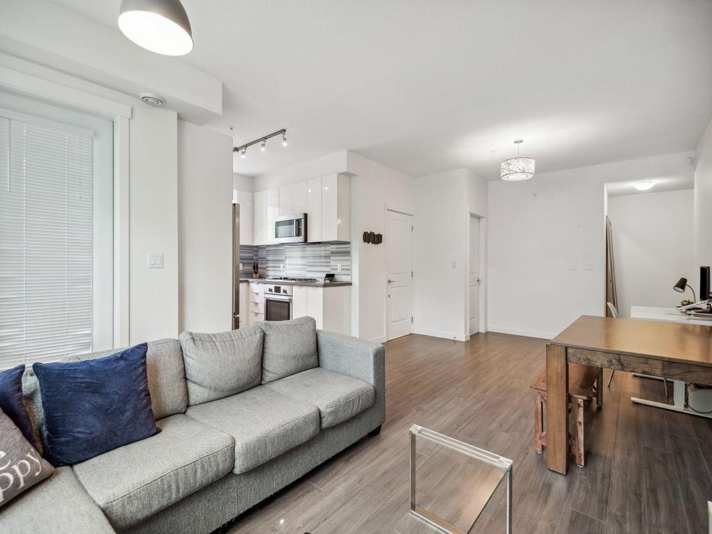 Listing Image for R3082245