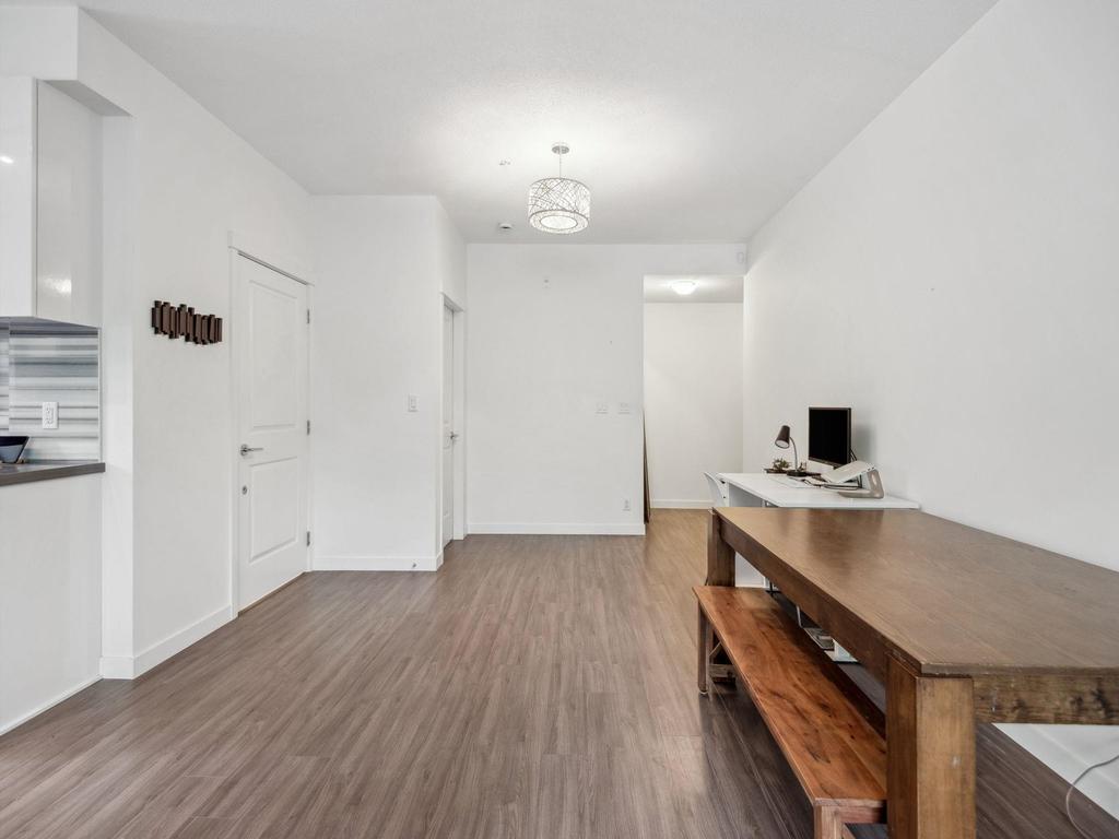 Listing Image for R3082245