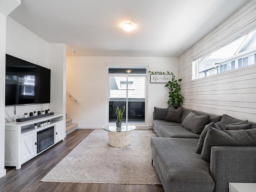 Listing Image for R3082249