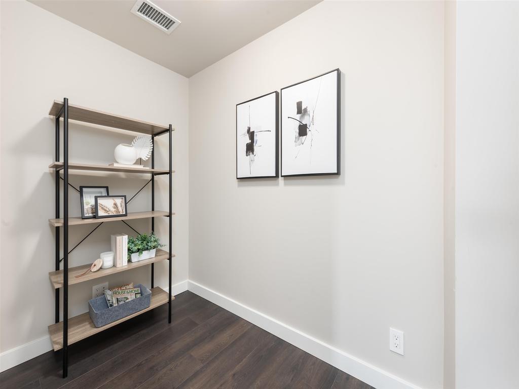 Listing Image for R3082263