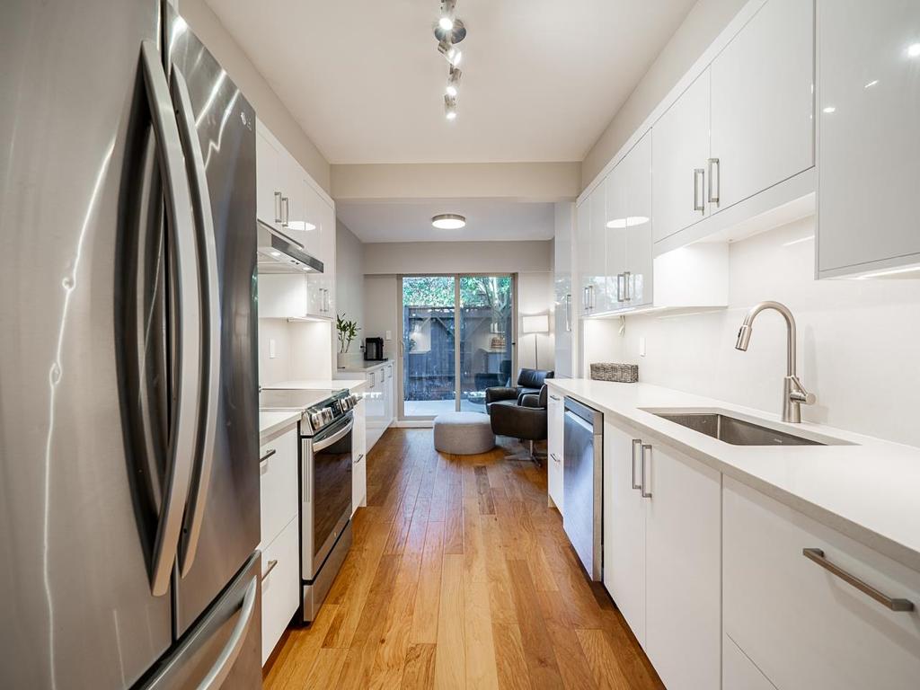 Listing Image for R3082298