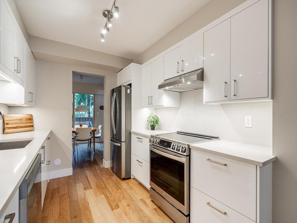 Listing Image for R3082298