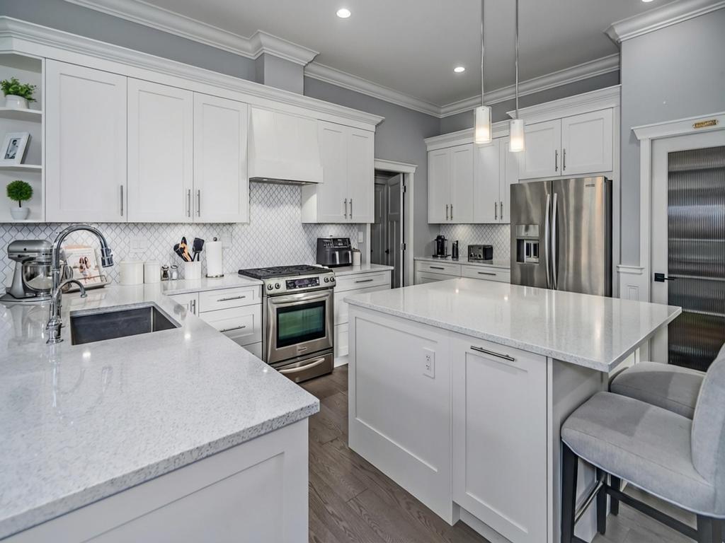 Listing Image for R3082300