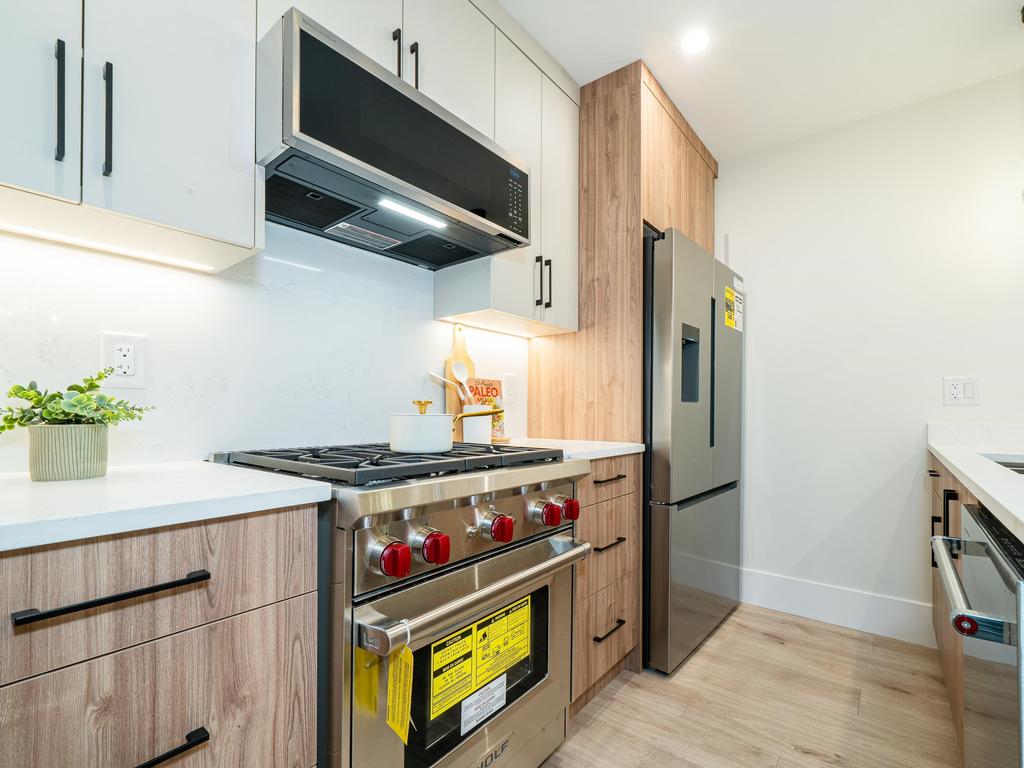 Listing Image for R3082339